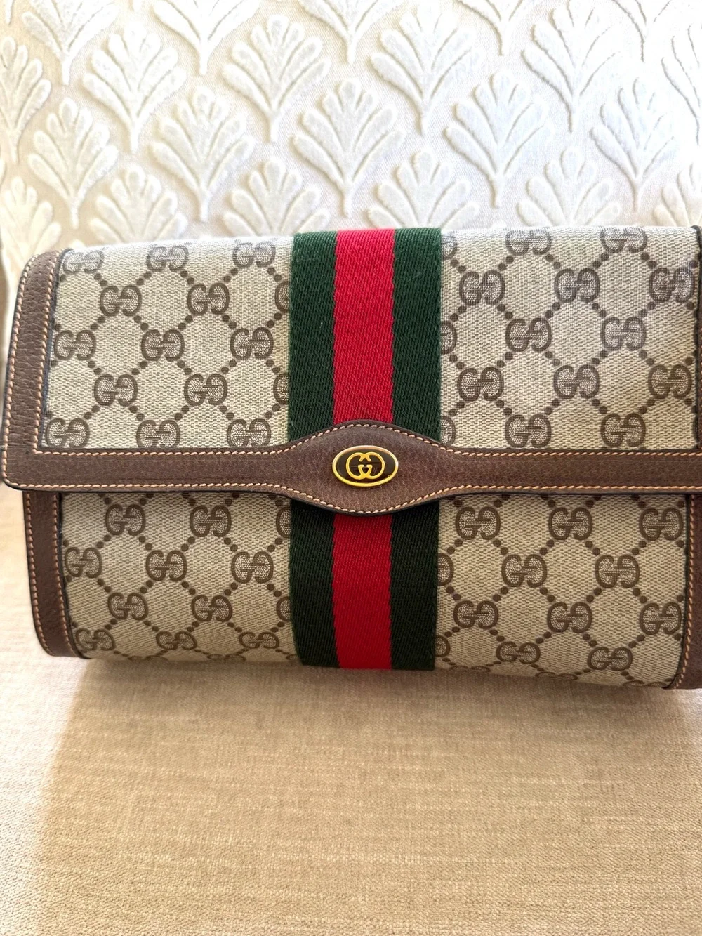 N/A authentic gucci